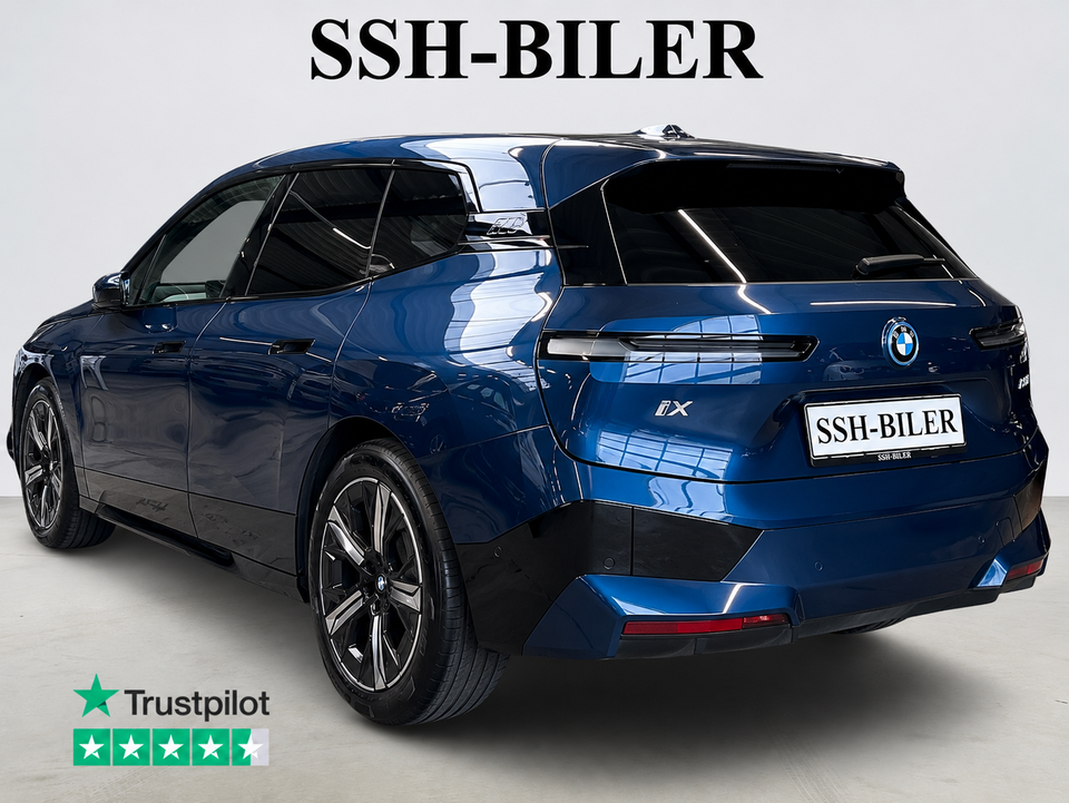 BMW iX xDrive40 Sport 5d