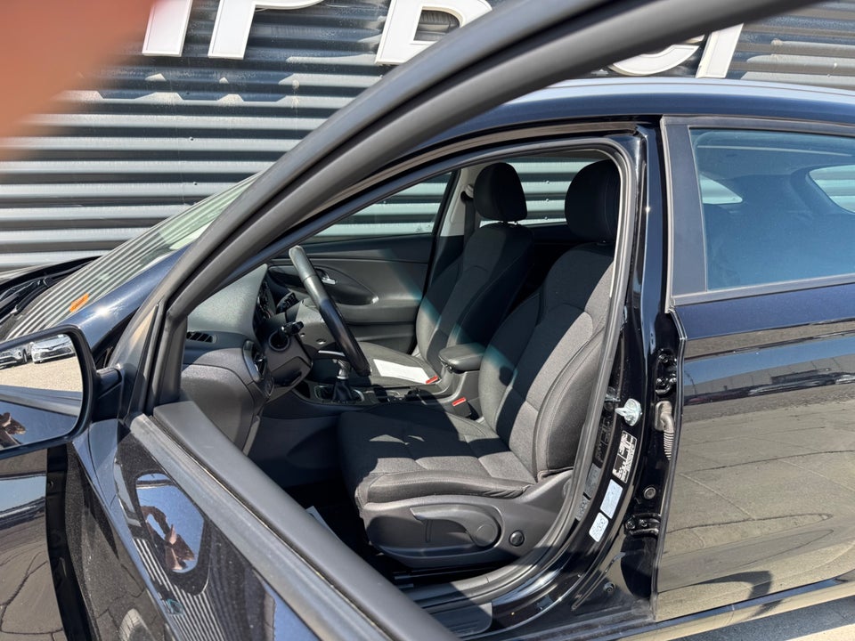 Hyundai i30 1,0 T-GDi Essential stc. 5d