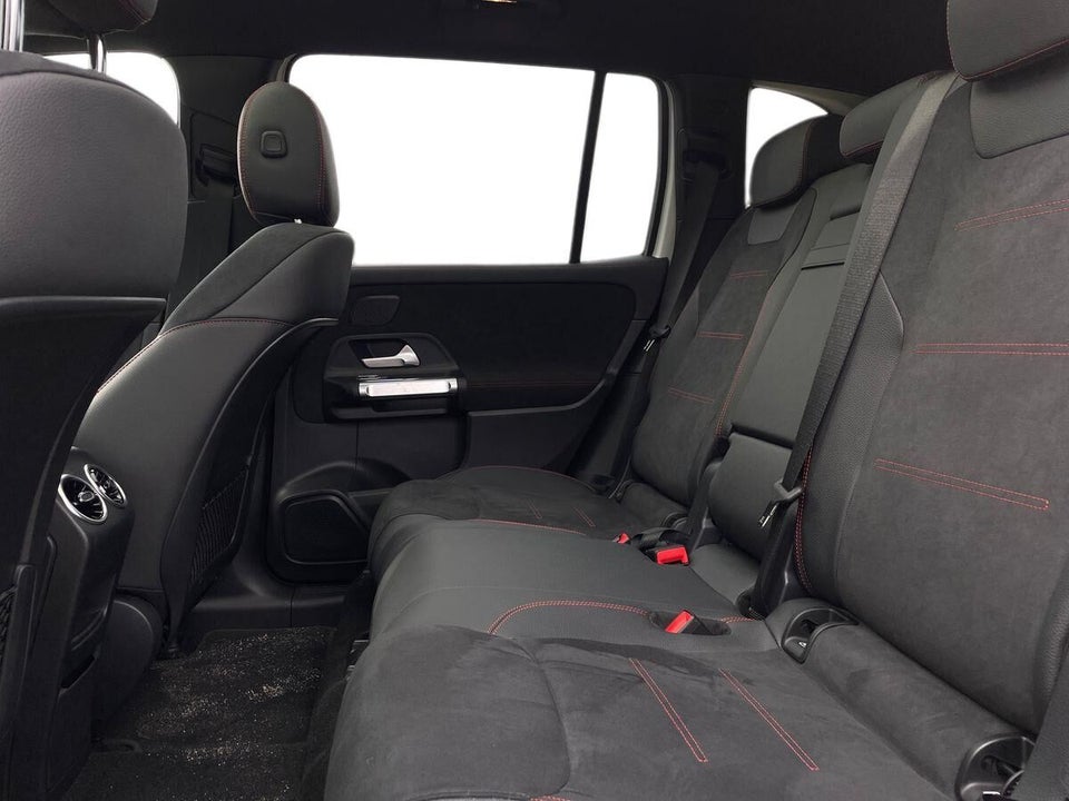 Mercedes EQB300 AMG Line 4Matic 5d