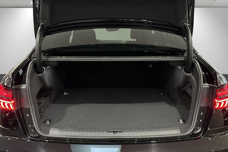 Audi A6 55 TFSi e Sport Prestige Avant quattro S-tr. 5d