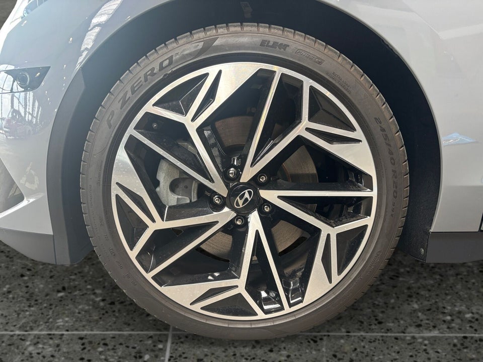 Hyundai Ioniq 6 77 Ultimate AWD 4d