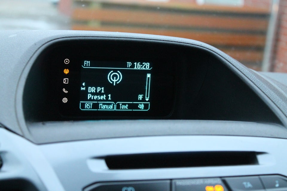 Ford Transit Custom 310L 2,2 TDCi 155 Ambiente Van 5d