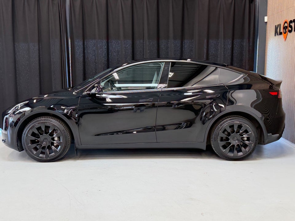 Tesla Model Y Long Range AWD 5d