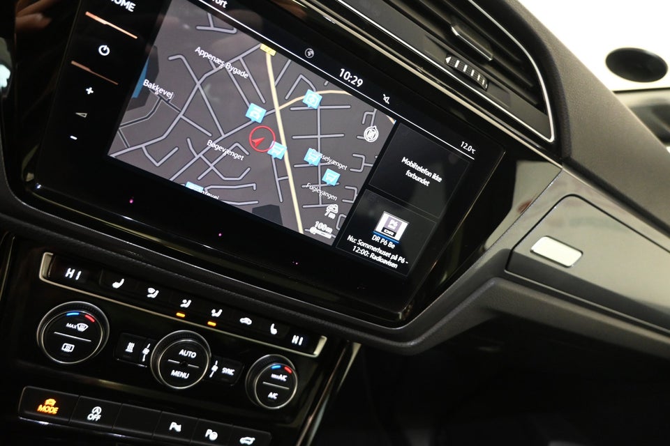 VW Touran 1,8 TSi 180 R-line DSG 7prs 5d