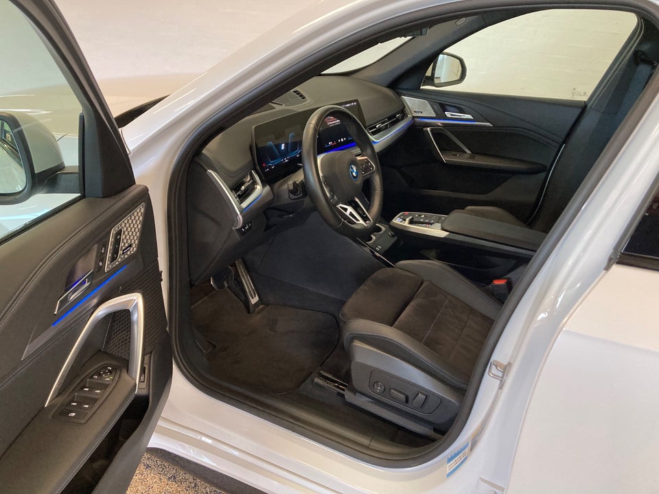 BMW iX1 xDrive30 M-Sport 5d