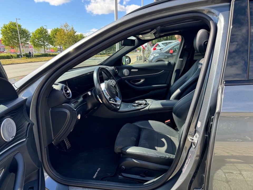 Mercedes E300 de 2,0 AMG Line Night Edition stc. aut. 5d