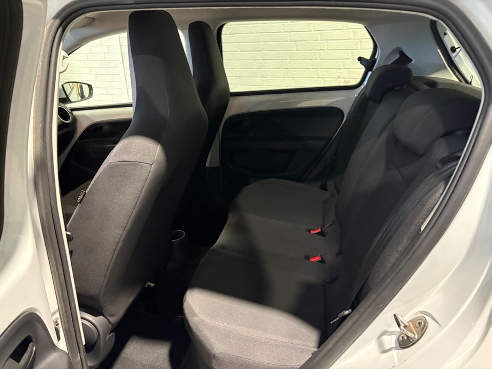 VW e-Up! Move Up! 5d