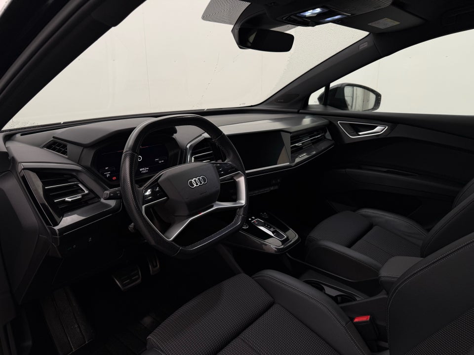 Audi Q4 e-tron 40 S-line Sportback 5d