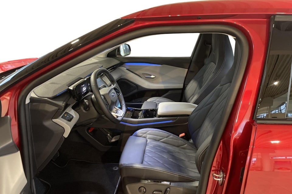 Ford Explorer 82 Premium Extended Range 5d