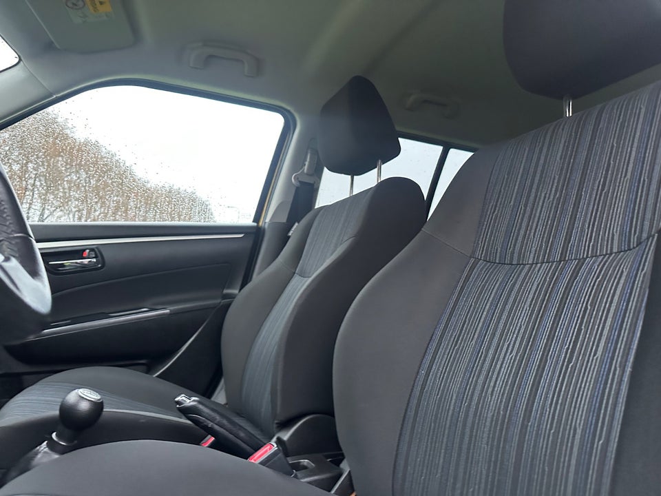 Suzuki Swift 1,2 Dualjet Action 5d