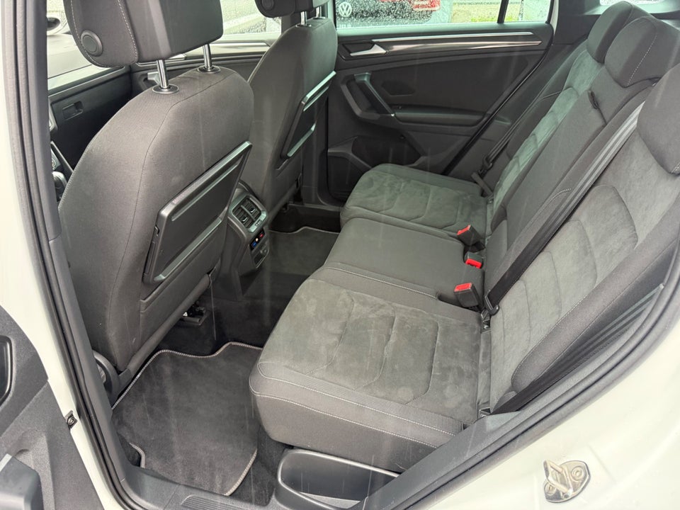 VW Tiguan 1,4 TSi 150 R-line DSG 4Motion 5d