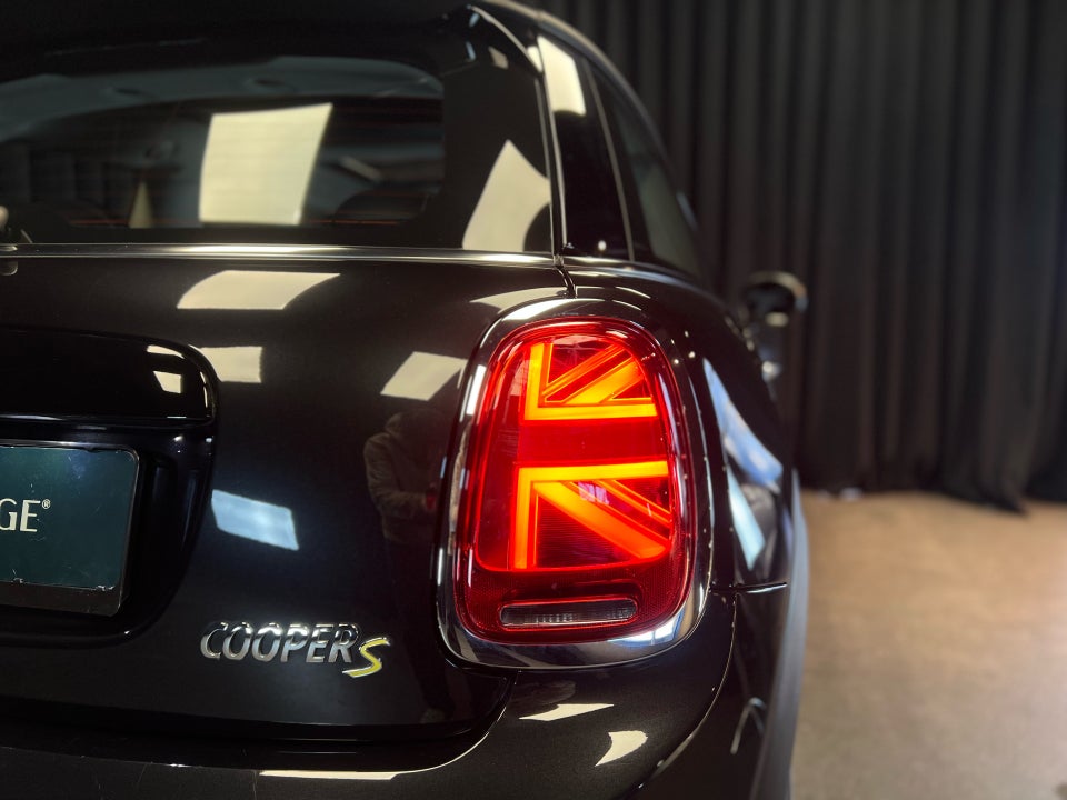 MINI Cooper SE Edition Premium Plus 3d