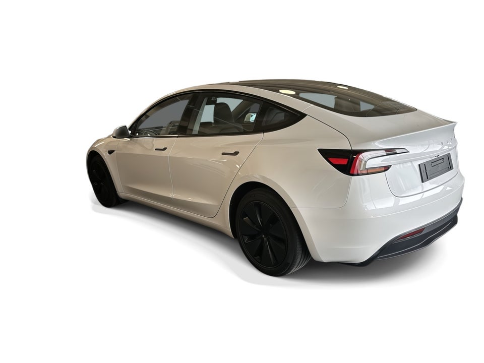 Tesla Model 3 RWD 4d