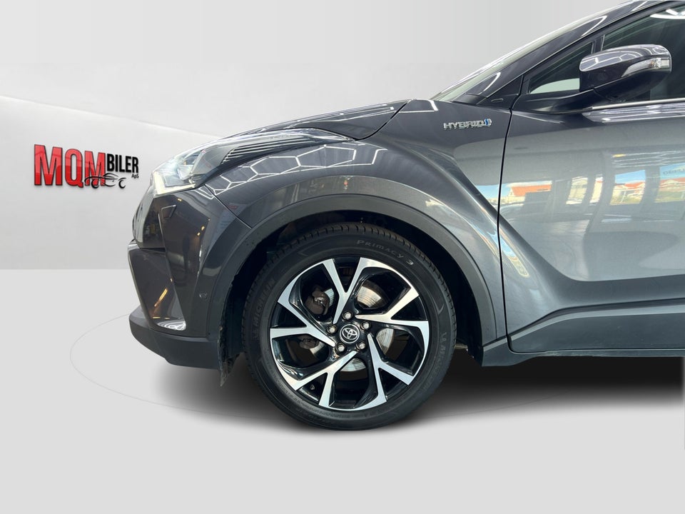 Toyota C-HR 1,8 Hybrid Premium Selected CVT 5d