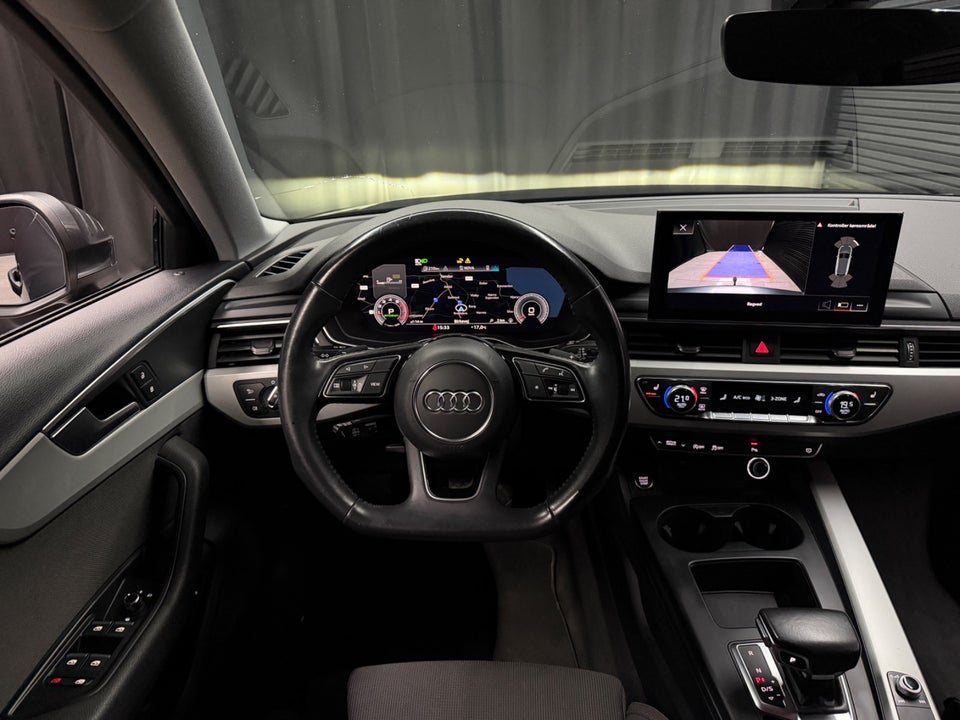 Audi A4 40 TFSi S-line Prestige Tour plus Avant S-tr. 5d