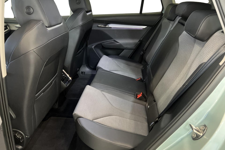 Skoda Enyaq 80 iV Plus 5d