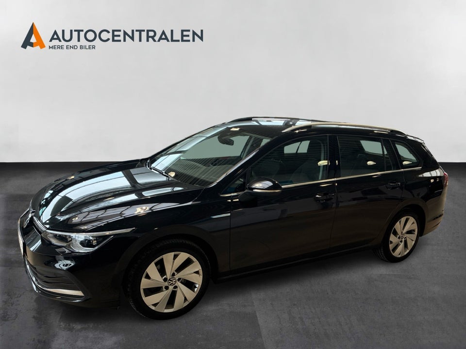 VW Golf VIII 1,5 eTSi 150 Style Variant DSG 5d