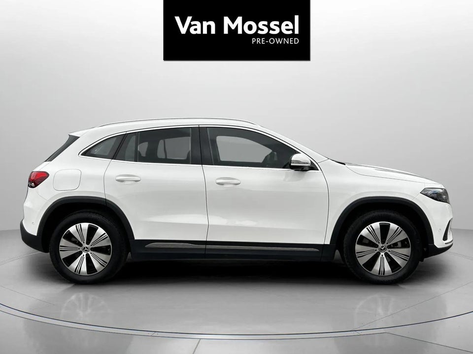 Mercedes EQA250 Progressive 5d
