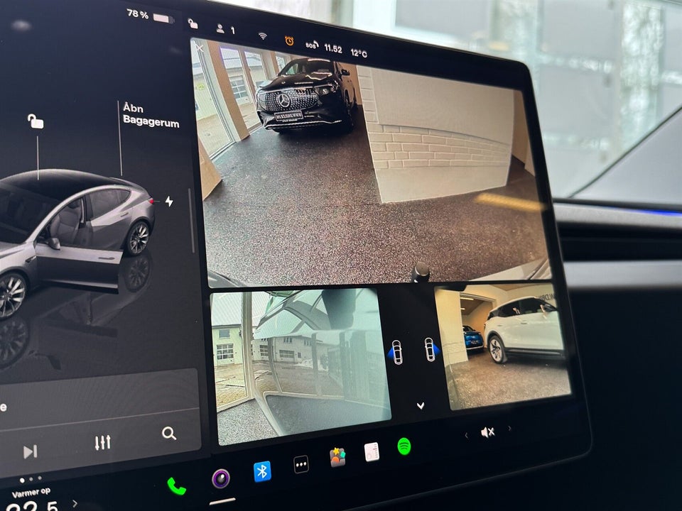 Tesla Model 3 Long Range AWD 4d