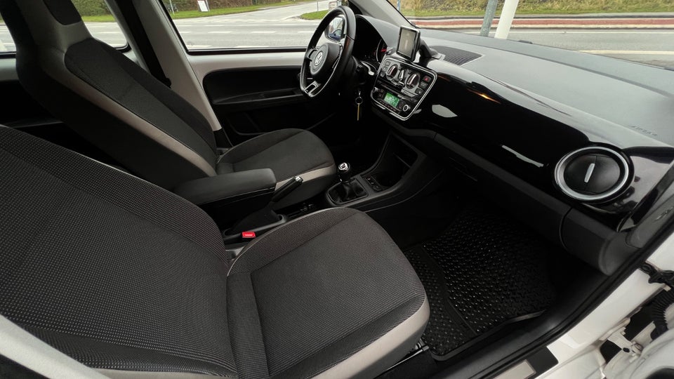 VW Up! 1,0 60 Style Up! BMT 5d