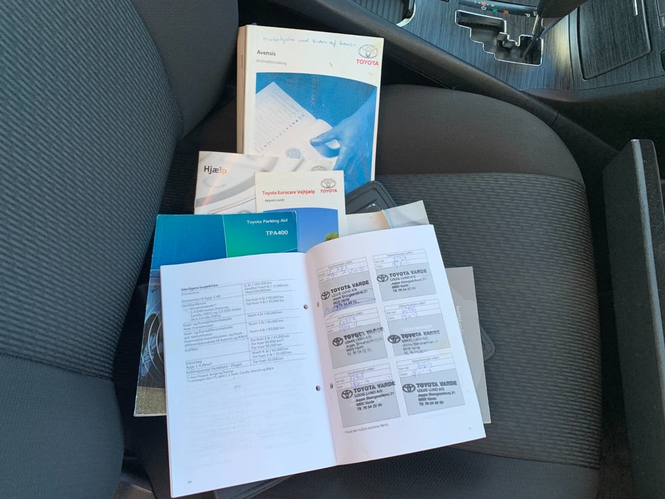 Toyota Avensis 2,0 VVT-i T3 stc. E-CVT 5d