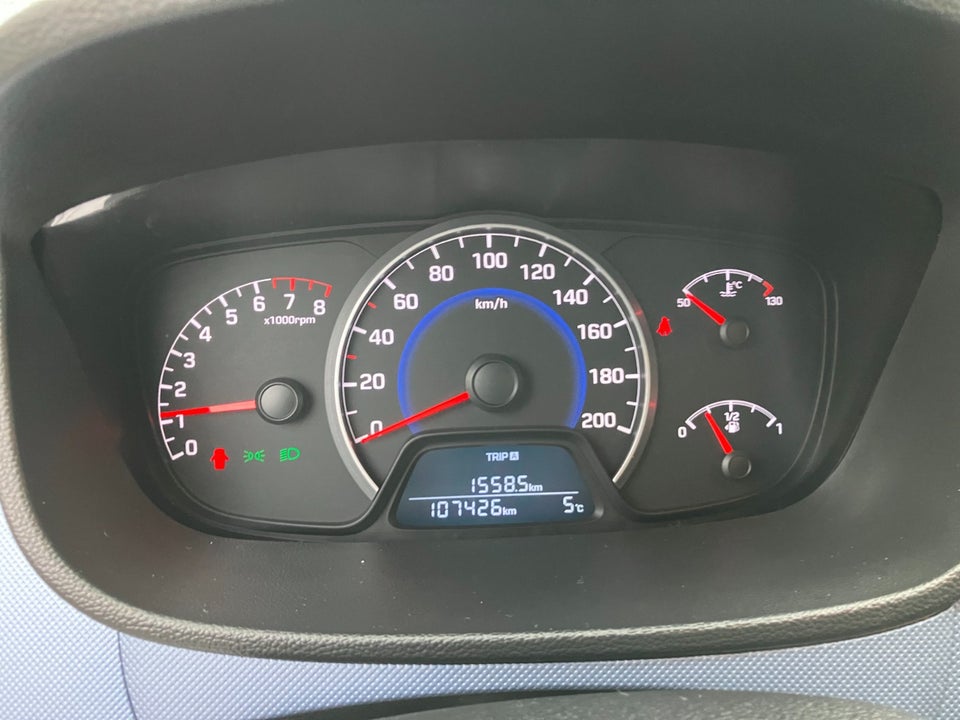 Hyundai i10 1,25 Style 5d