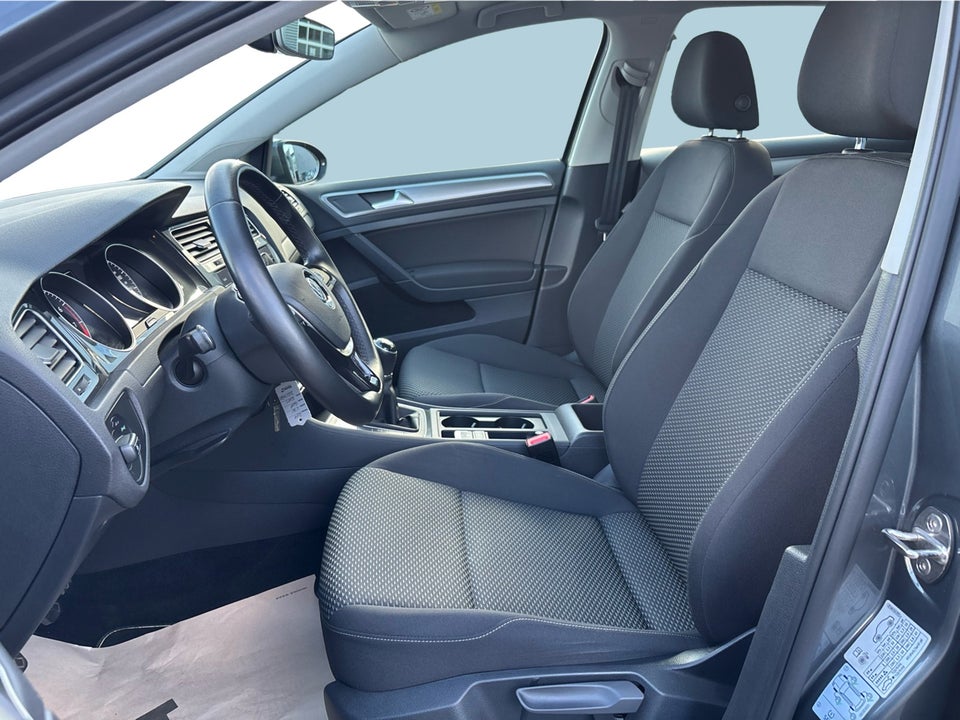 VW Golf VII 1,0 TSi 85 Trendline 5d