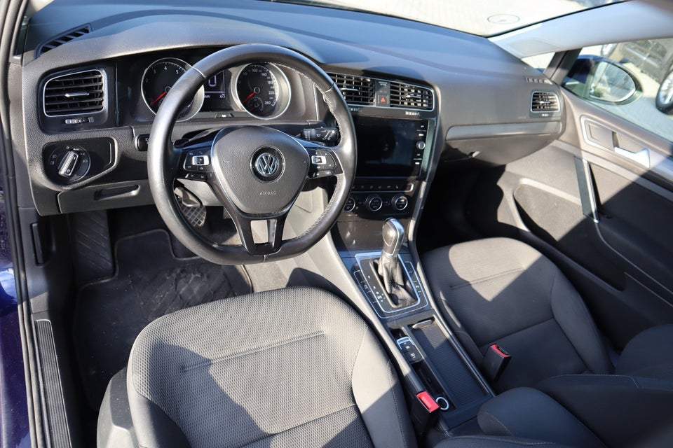 VW Golf VII 1,5 TSi 130 Comfortline DSG 5d