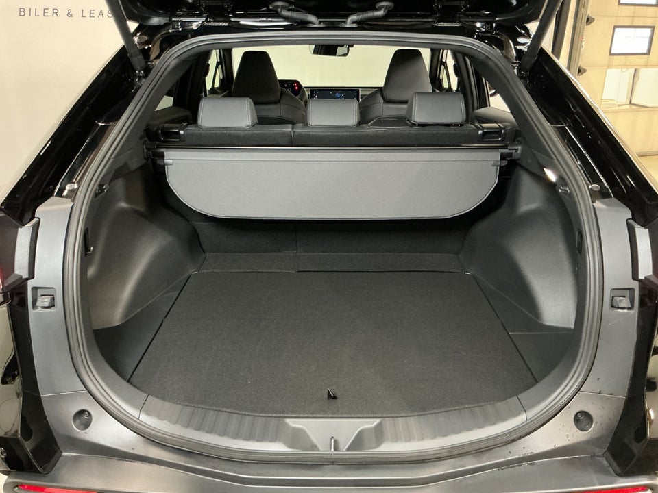 Toyota bZ4X Executive 5d