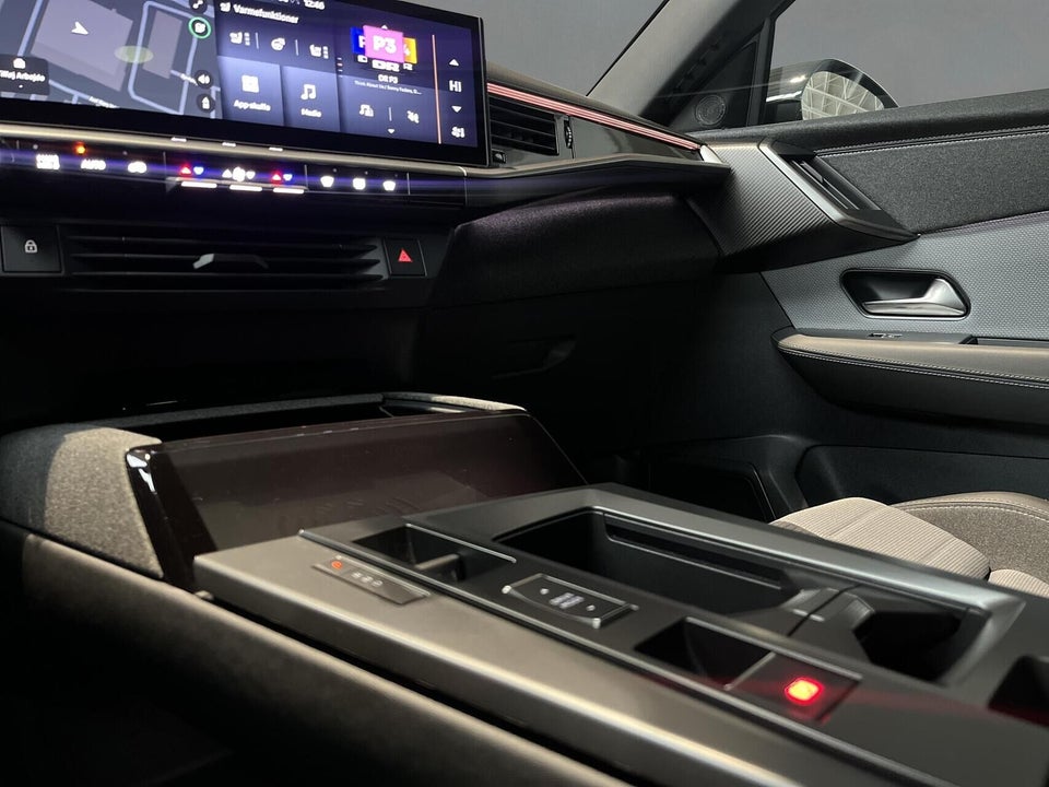 Opel Grandland-e 73 GS Sky 5d