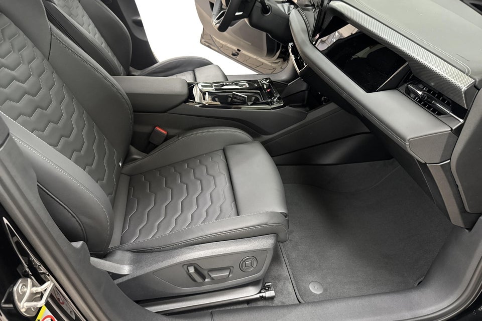 Audi A6 e-tron S-line plus performance Avant 5d