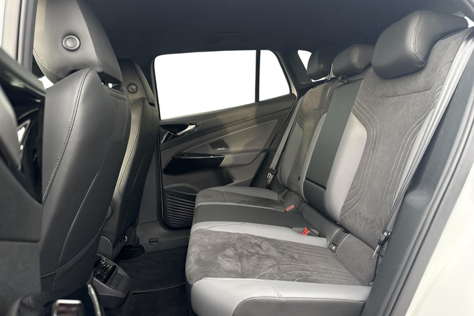 VW ID.4 77 Style 4Motion 5d