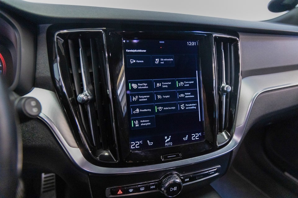 Volvo V60 2,0 T6 ReCharge R-Design aut. AWD 5d