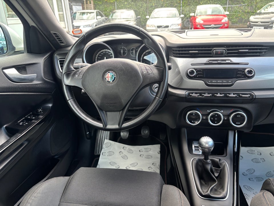 Alfa Romeo Giulietta 1,4 M-Air 170 Distinctive 5d