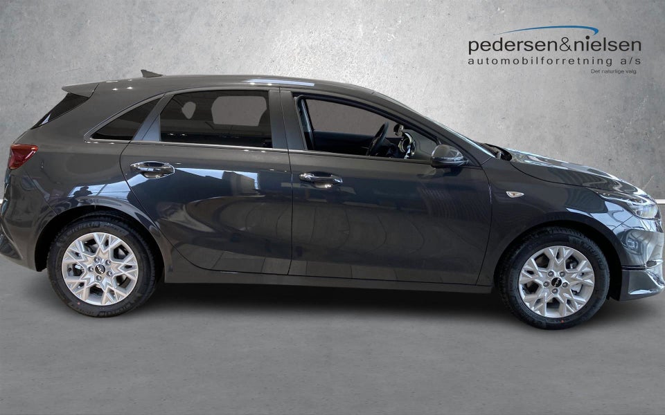 Kia Ceed 1,0 T-GDi Prestige 5d