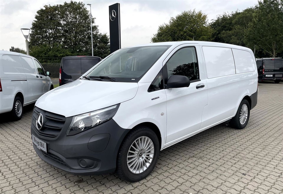 Mercedes eVito 129 Tourer PRO L Van