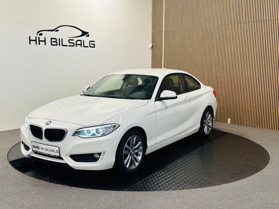 BMW 220i 2,0 Coupé aut. 2d