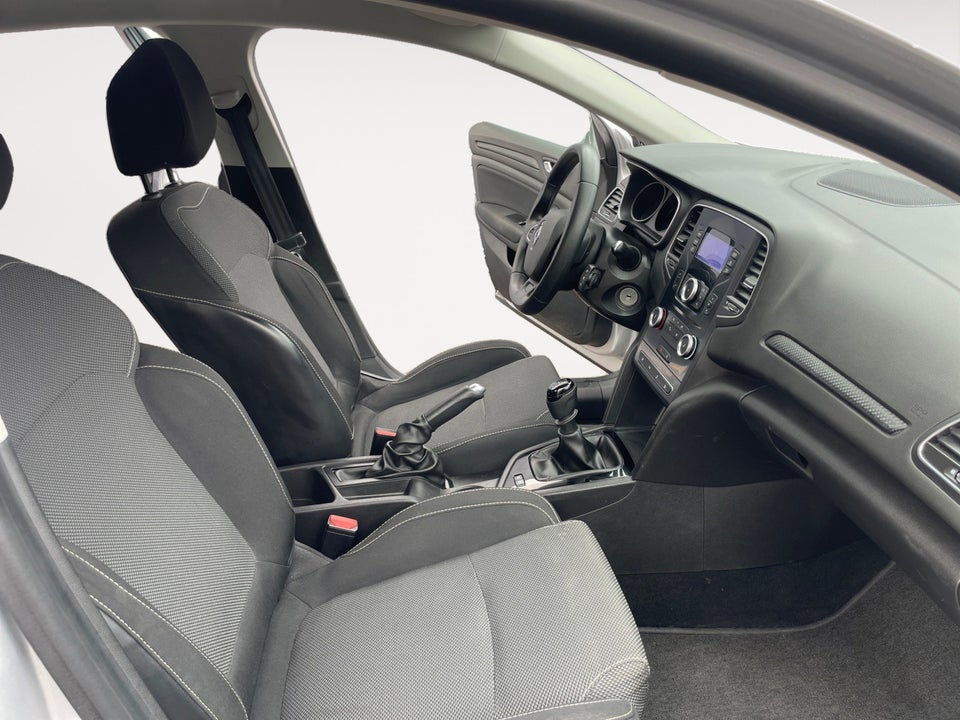 Renault Megane IV 1,2 TCe 100 Life Sport Tourer 5d