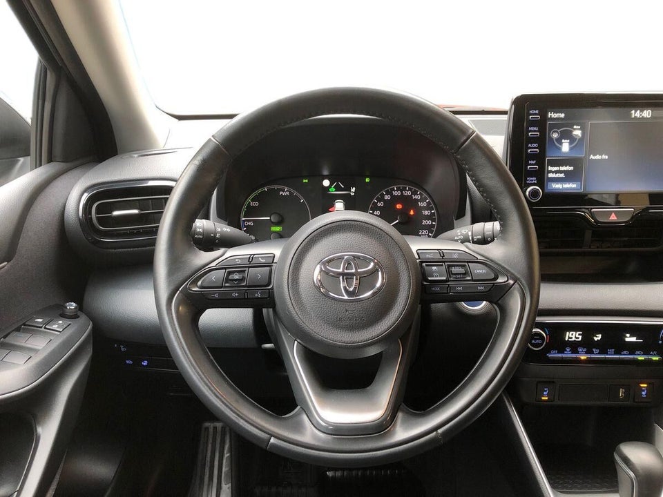 Toyota Yaris 1,5 Hybrid Active Tech e-CVT 5d