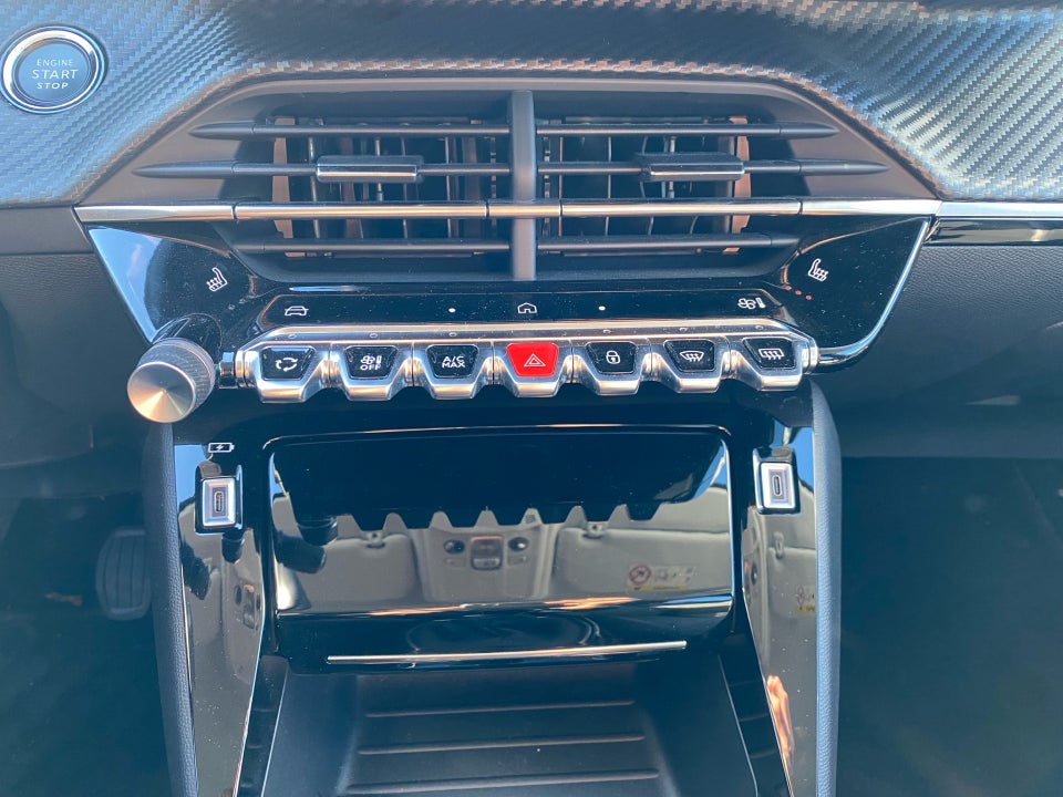 Peugeot 208 1,2 PureTech 100 Allure+ 5d