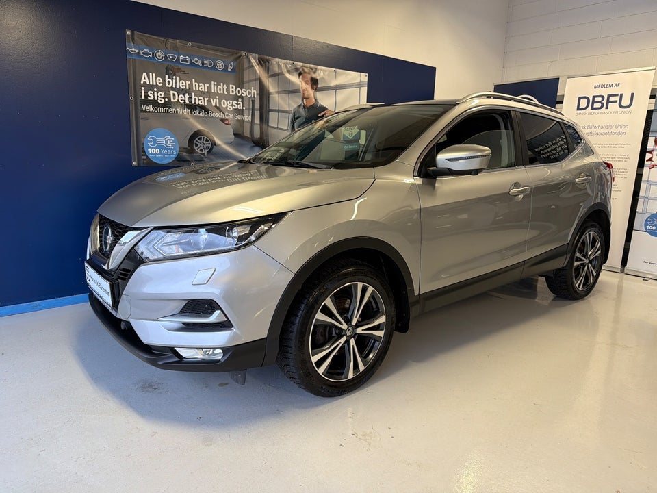 Nissan Qashqai 1,3 Dig-T 140 N-Connecta 5d