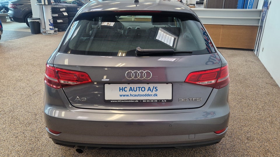 Audi A3 30 TFSi Sportback 5d