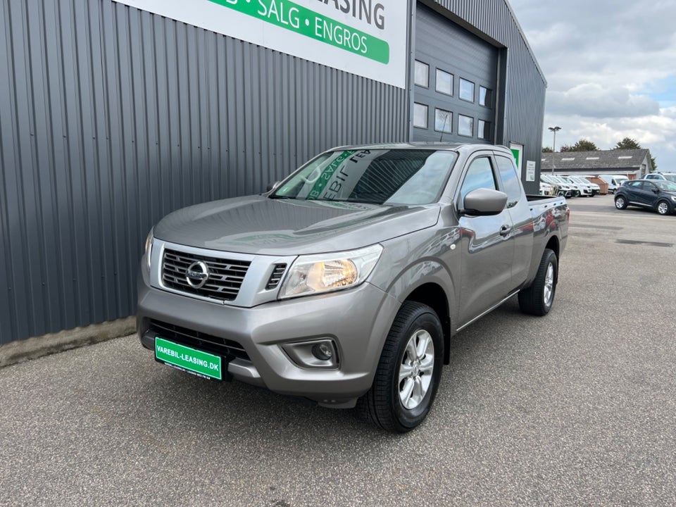 Nissan Navara 2,3 dCi 160 King Cab Acenta 2d