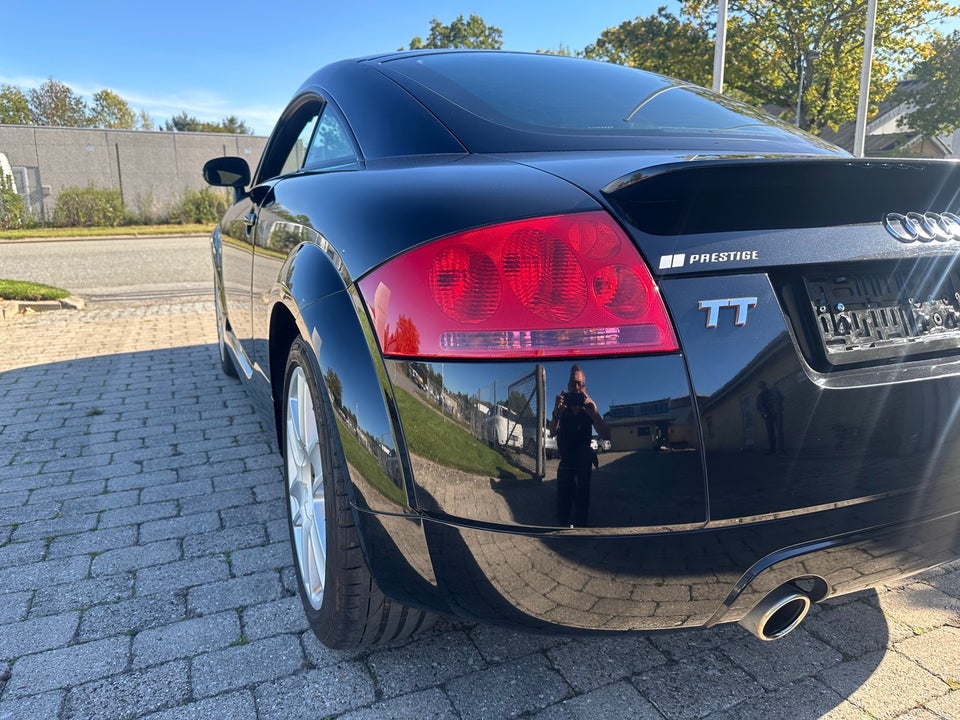 Audi TT 1,8 T 163 Coupé 2d