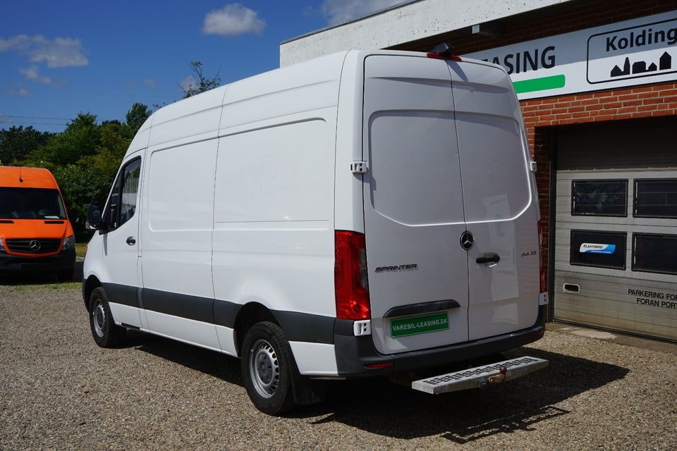 Mercedes Sprinter 316 2,2 CDi A2 Kassevogn aut. RWD