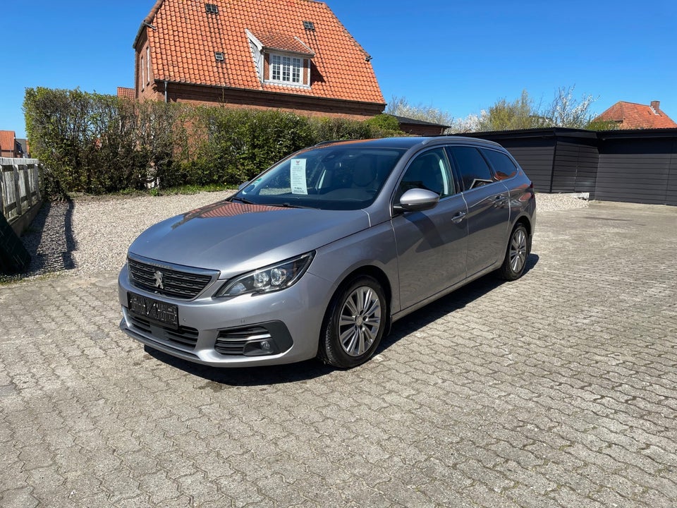 Peugeot 308 1,6 BlueHDi 120 Allure SW EAT6 5d