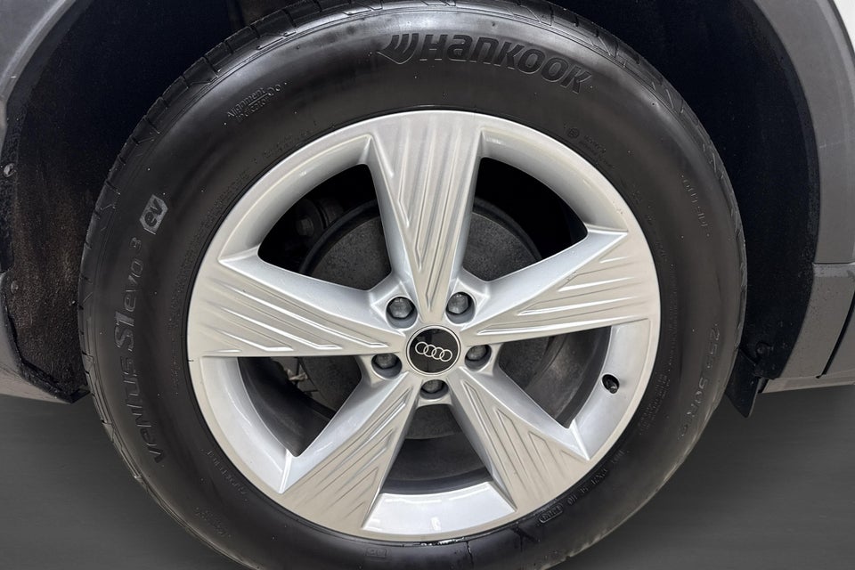 Audi Q4 e-tron 40 Attitude 5d