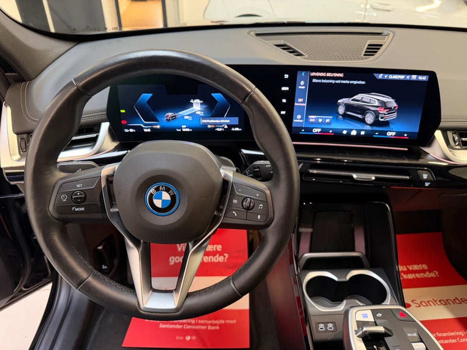 BMW iX1 eDrive20 X-Line 5d