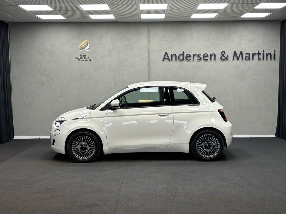 Fiat 500e 42 Icon 3d
