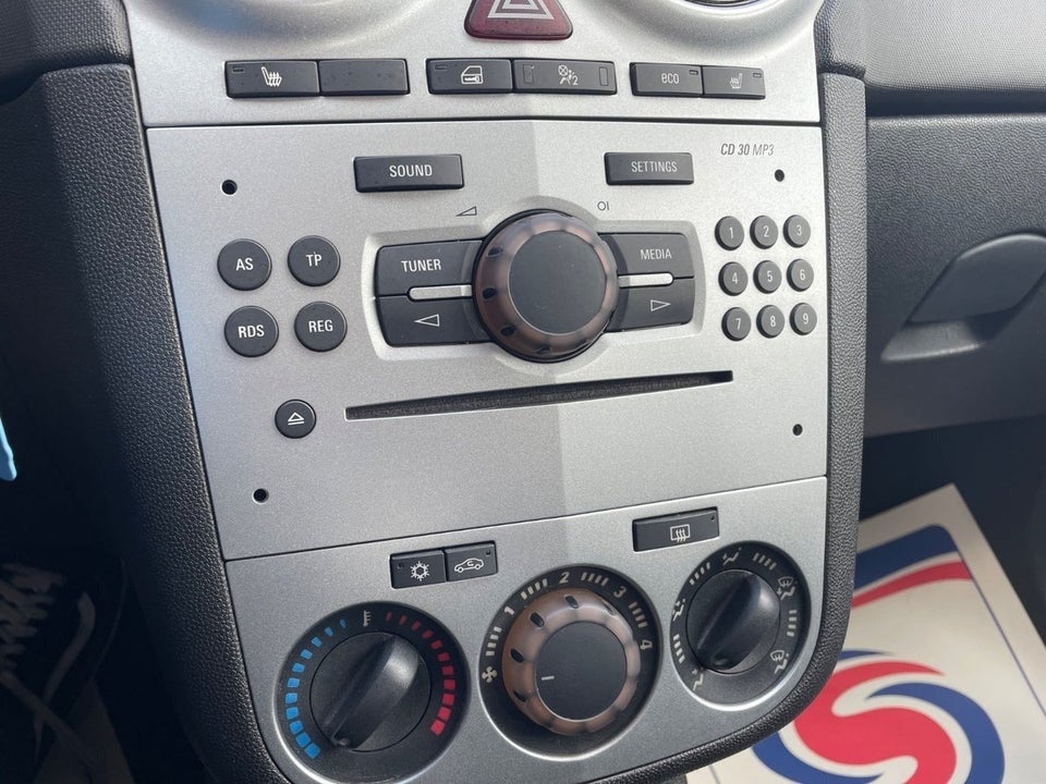 Opel Corsa 1,2 16V Enjoy 5d